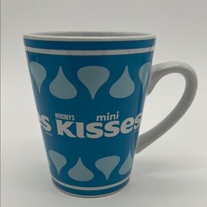 Hershey's Collectible Mini Kisses Blue/White
Mug from Galerie